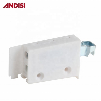 Prático cabine de plástico pendurador de parede para armazenar acessórios de cozinha e banheiro