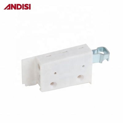 Prático cabine de plástico pendurador de parede para armazenar acessórios de cozinha e banheiro