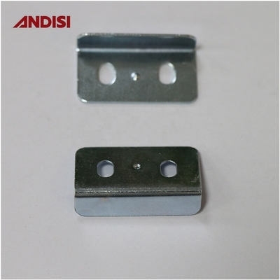 L Conector de suporte de ângulo plano de aço para móveis com espessura de 0,8 mm e tamanho 32x17x8,23 mm