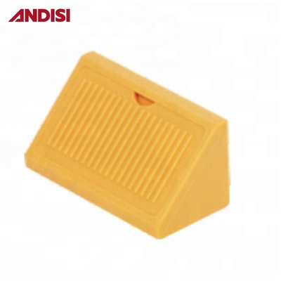 Home Office Armário de móveis ABS Conector de suporte de plástico em acabamento branco/preto/marrom